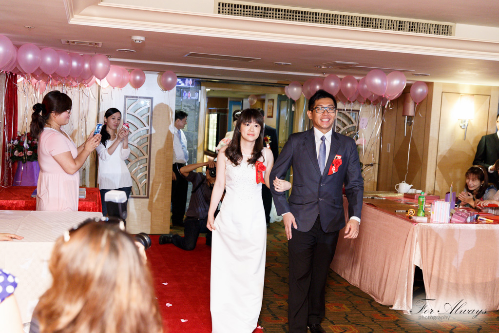 亮鈞巧伶 迎娶喜宴 兄弟大飯店 婚攝包子 永恆記憶 婚禮攝影 台北婚攝 #婚攝 #婚禮攝影 #台北婚攝 #婚禮拍立得 #婚攝拍立得 #即拍即印 #婚禮紀錄 #婚攝價格 #婚攝推薦 #拍立得 #婚攝價格 #婚攝推薦